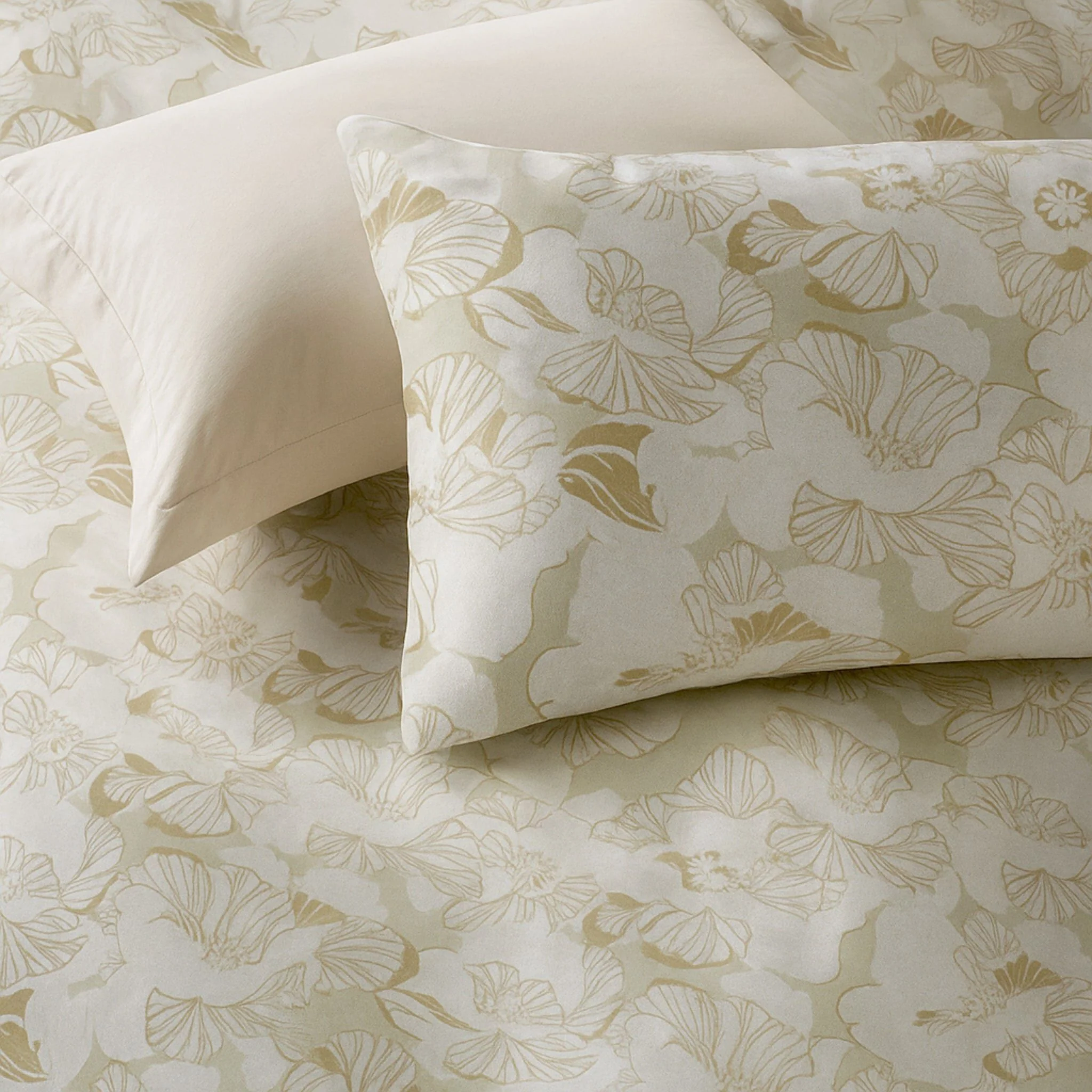 300 Thread Count Victoria Bedding Set - Sand - Image 2