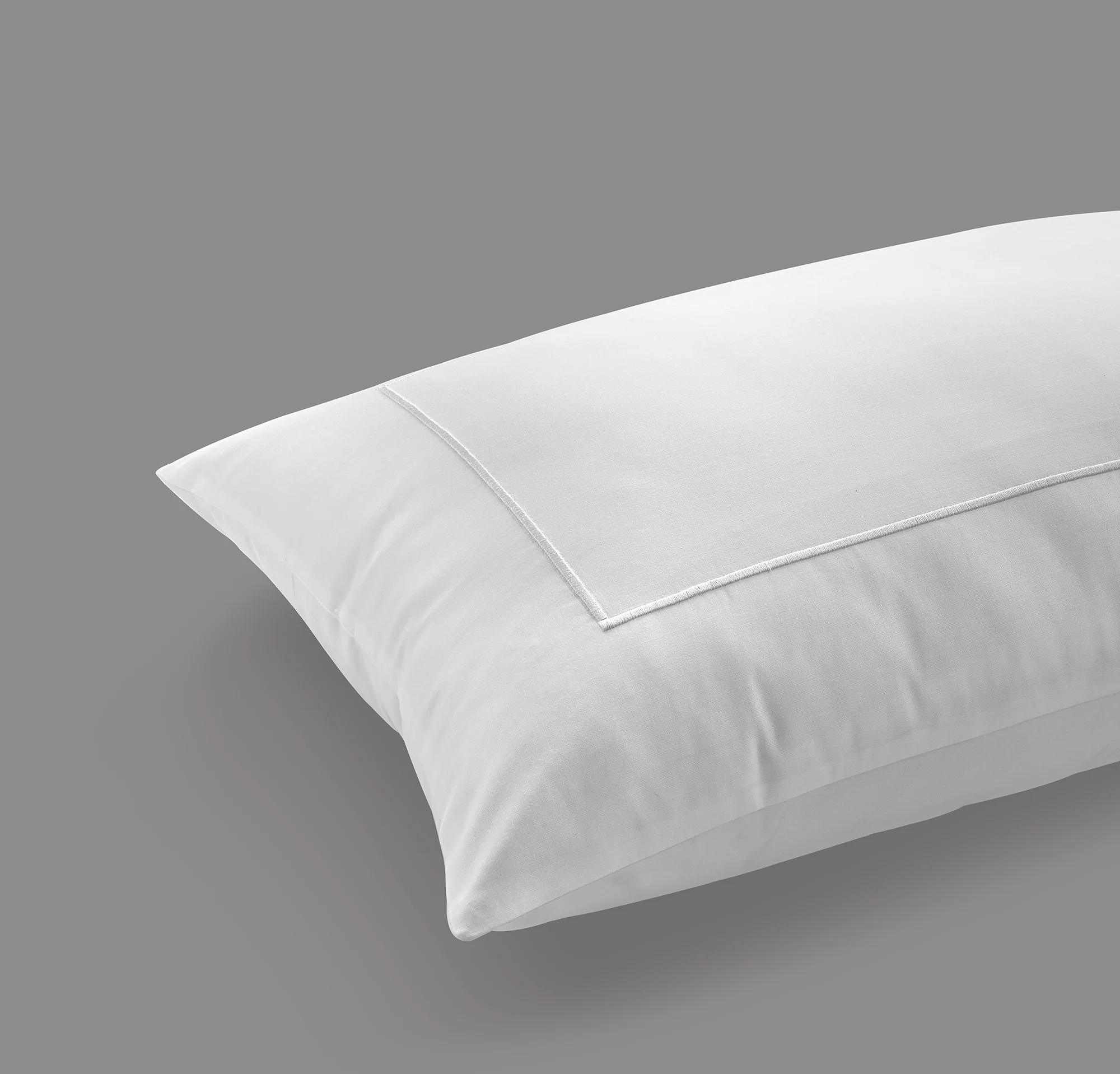 800 Thread Count Pair (2 Pillowcases) of Egyptian Cotton Cedarhurst Lux Buttery Smooth Pillowcases - Brilliant White - Image 2
