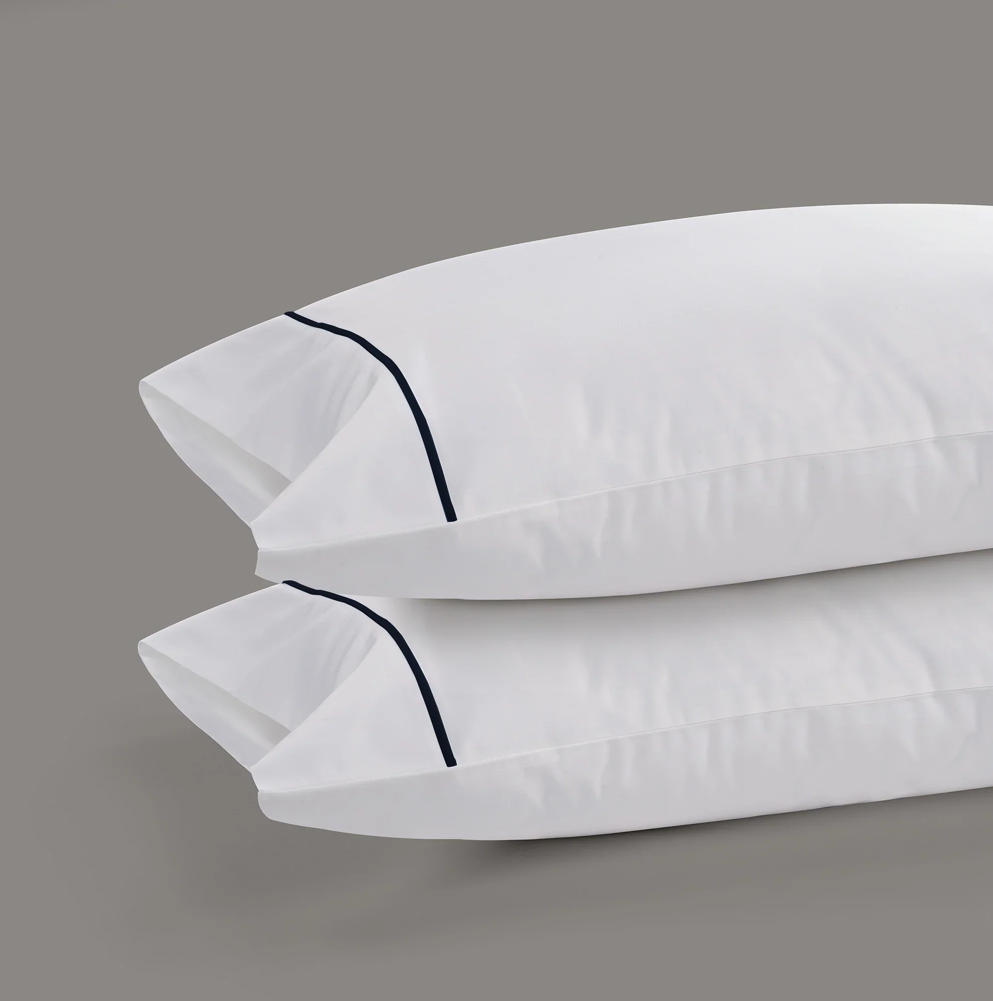 800 Thread Count Egyptian Cotton Cedarhurst LUXE Bedding Set - Navy - Image 4
