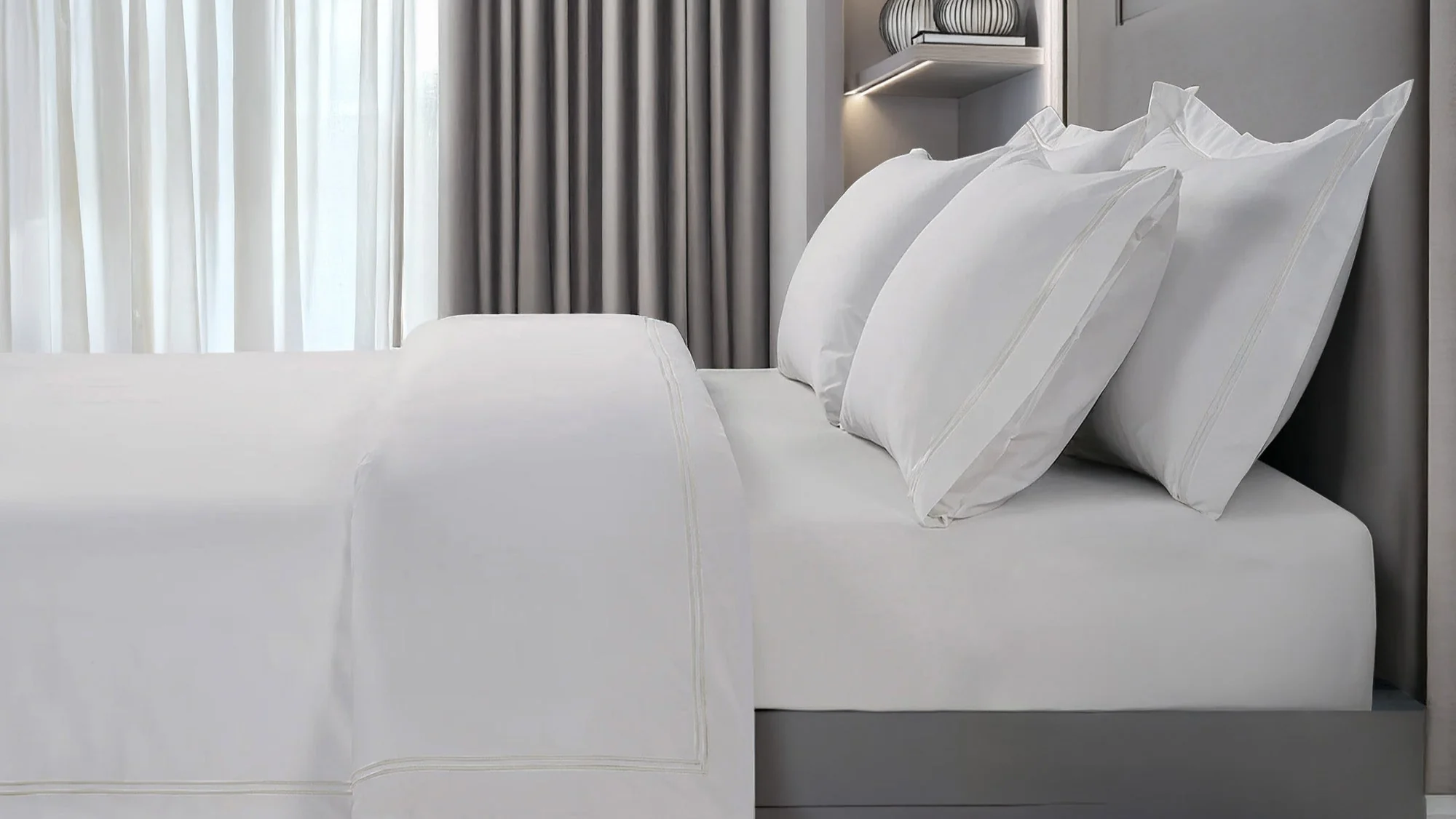 800 Thread Count Egyptian Cotton Margaret LUXE Bedding Set - Brilliant White - Image 2