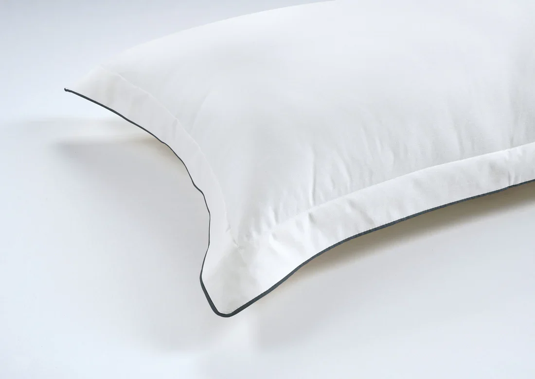 800 Thread Count Egyptian Cotton Duke of Bliss LUXE White Bedding Set - Graphite Grey Accent - Image 6