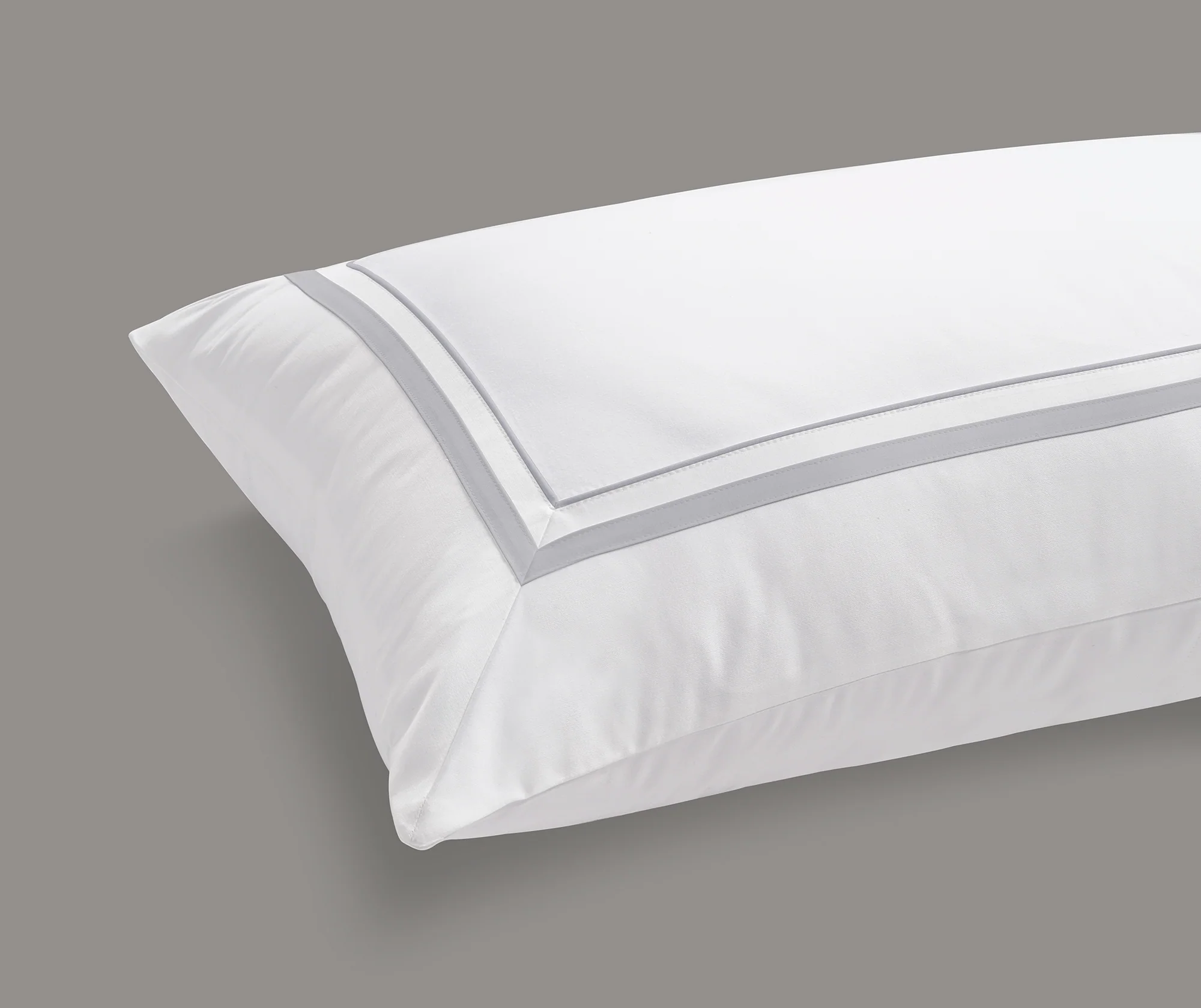 800 Thread Count Egyptian Cotton Royalton LUXE Bedding Set - Silver Dove Grey - Image 6