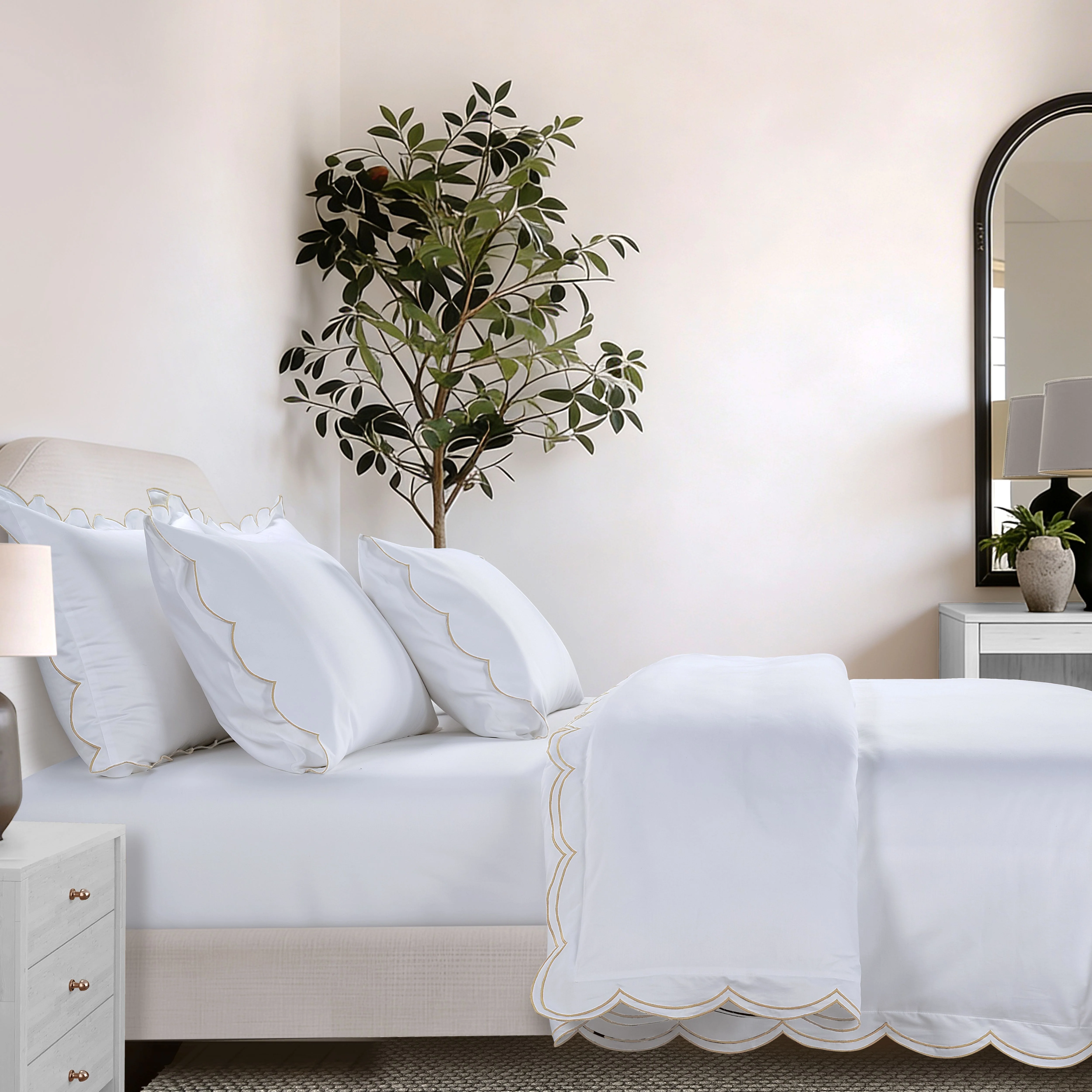 800 Thread Count Egyptian Cotton Sophie Bedding Set - Brilliant White and Bone - Image 4