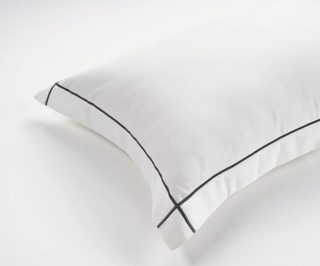 800 Thread Count Egyptian Cotton Kensington Lux Buttery Smooth Duvet Cover - Jet Black Bedding Set - Image 6