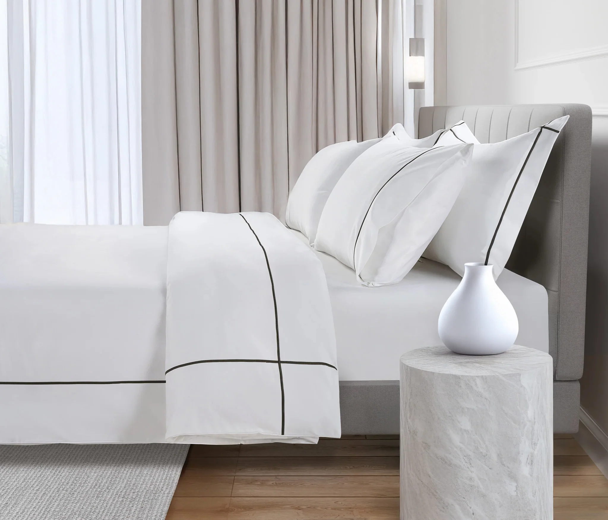 800 Thread Count Egyptian Cotton Kensington Lux Buttery Smooth Duvet Cover - Jet Black - Image 2