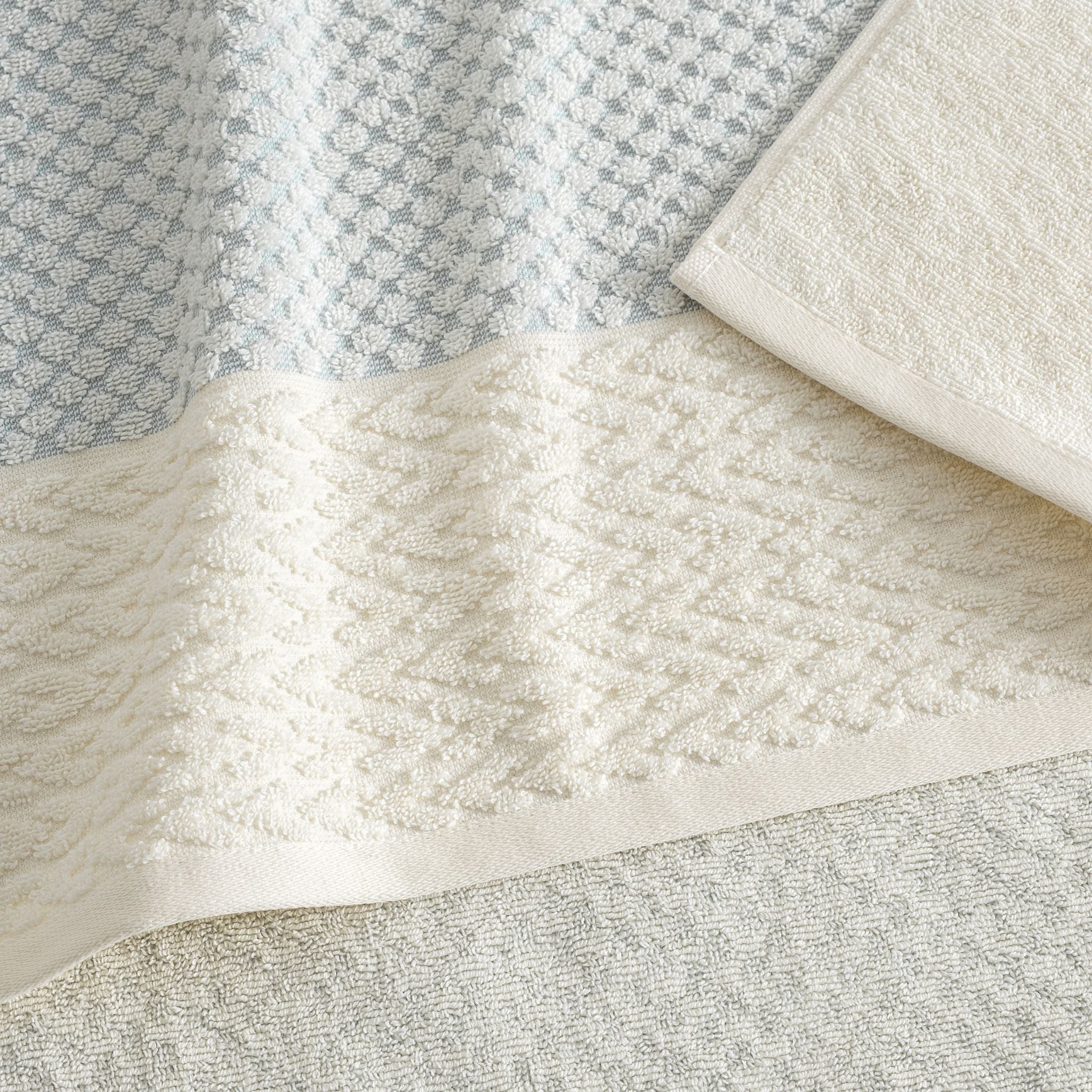 Amelia Cotton Towel Set 600 GSM - Image 5