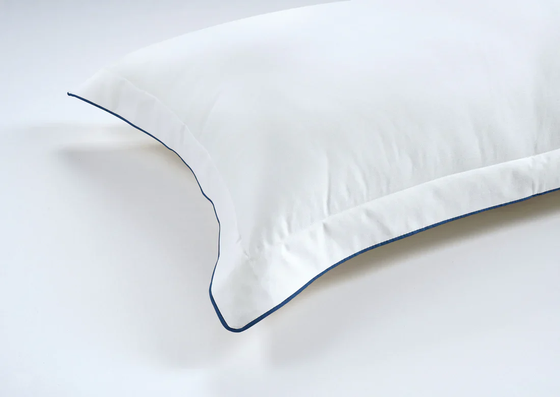 800 Thread Count Egyptian Cotton Duke of Bliss LUXE White Bedding Set - Navy Peony Accent - Image 6