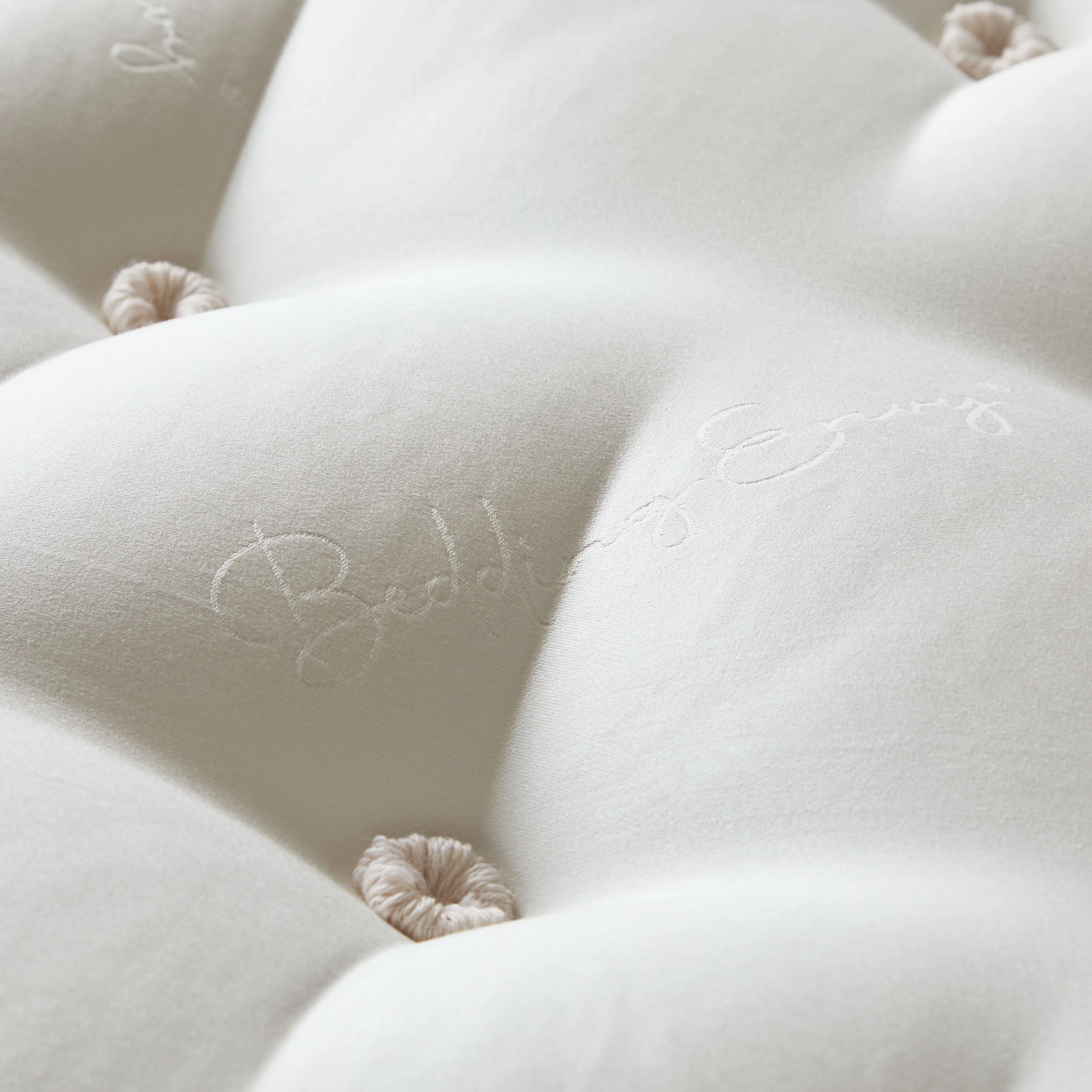 Bedding Envy Peaceful Empress Mattress - Image 7