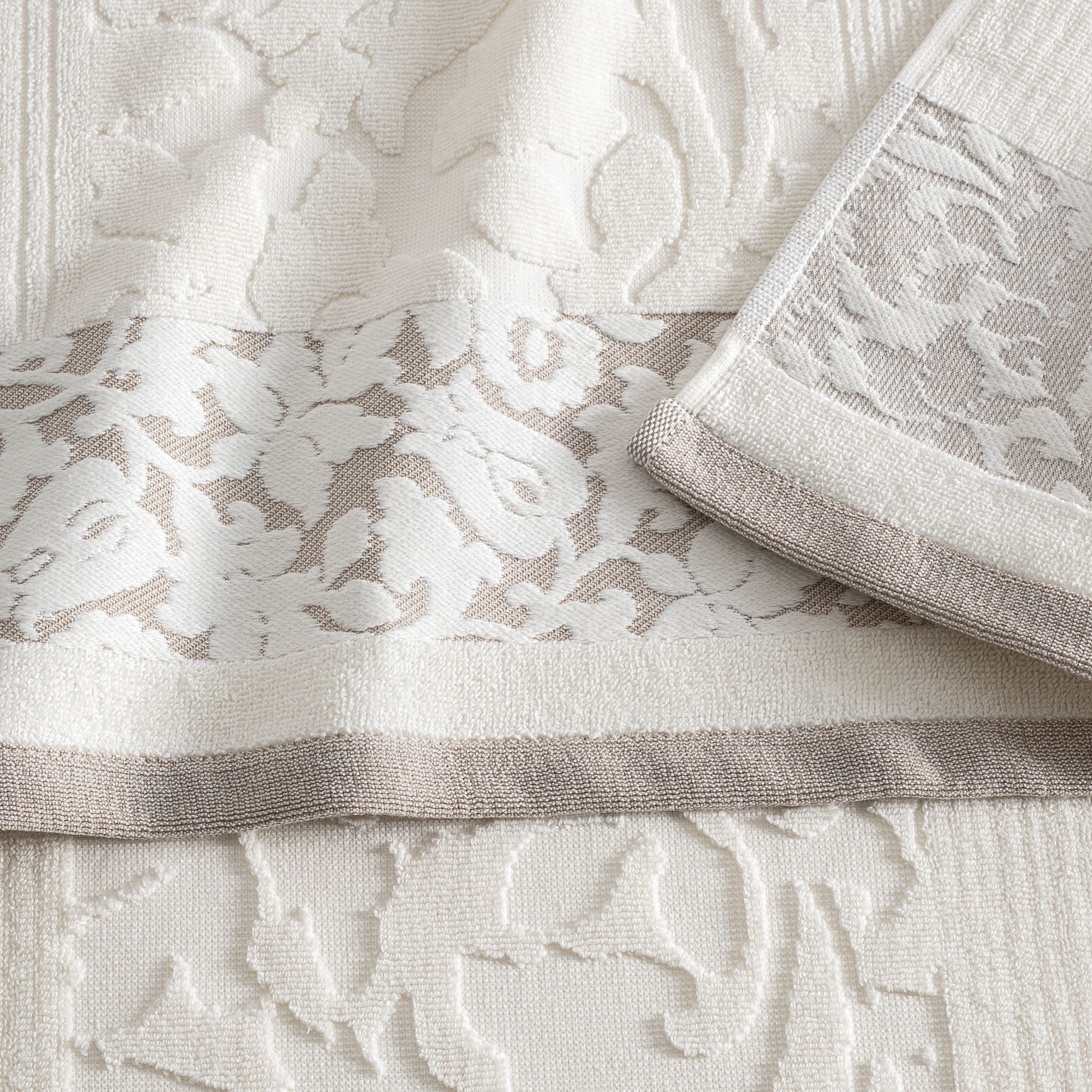 Rowena Cotton Towel Set 600 GSM - Image 4
