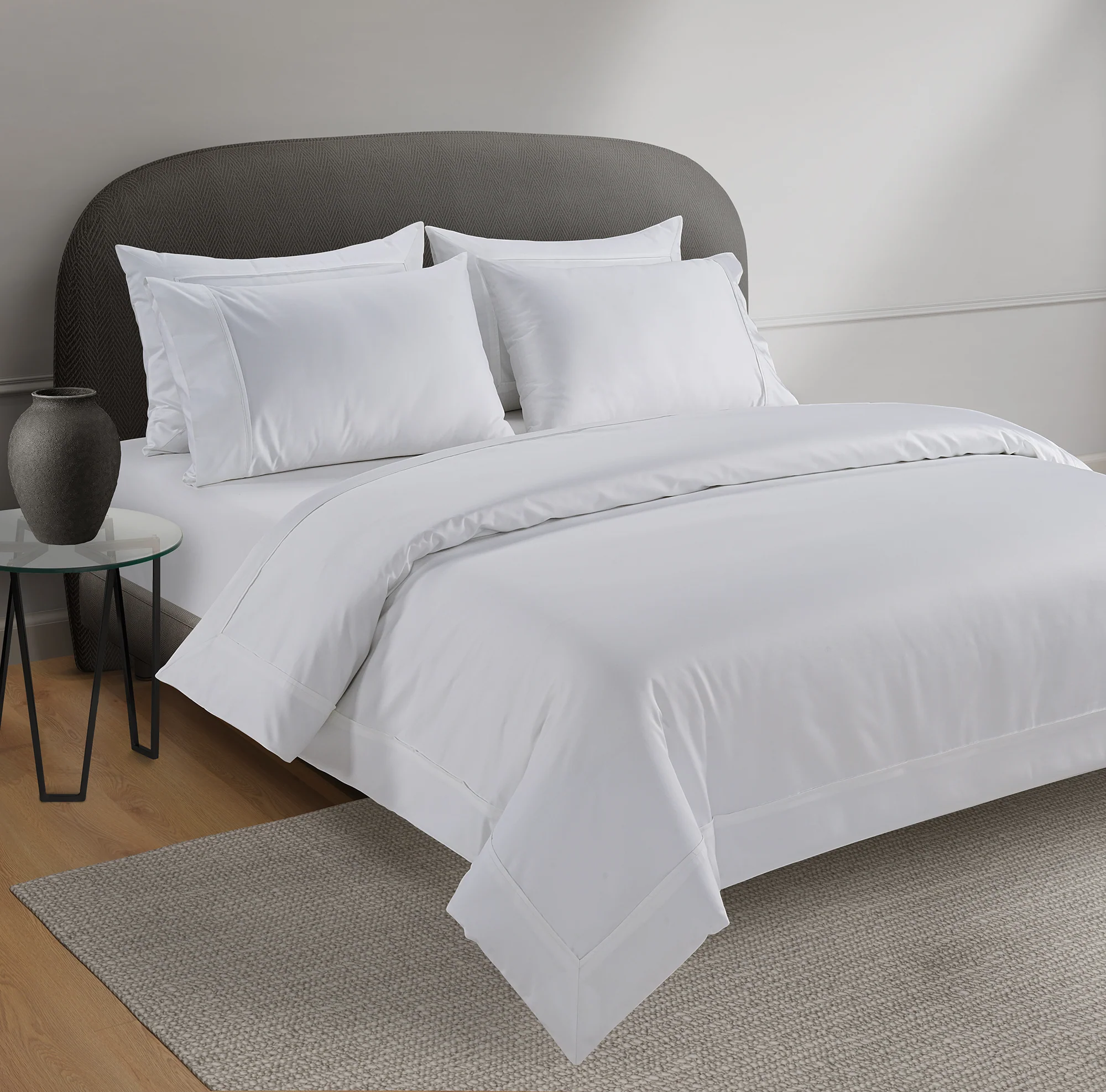 800 Thread Count Egyptian Cotton Windsor Lux Buttery Smooth Duvet Cover - Brilliant White - Image 2