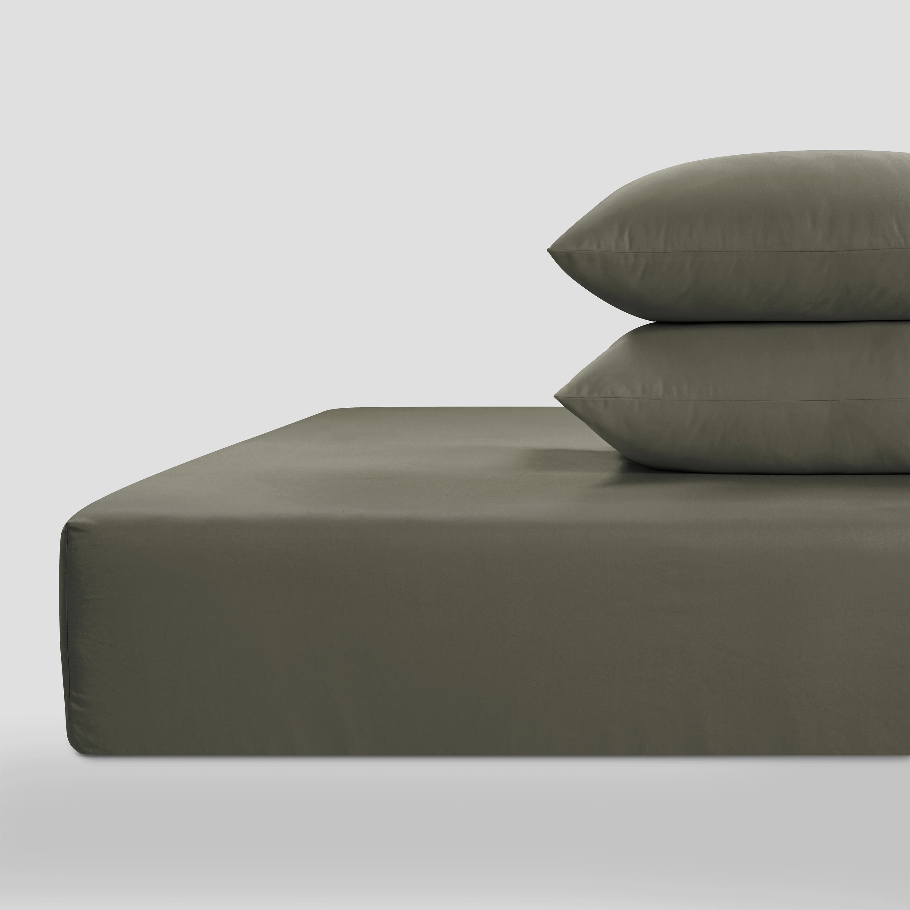 UPS 800 Thread Count Grand Splendour LUXE Fitted Sheet - Sateen Sage Green